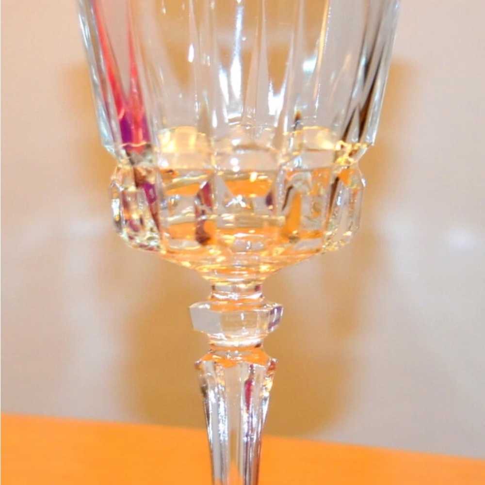 Vintage LADY VICTORIA Fine Crystal 4 Wine Glasses Chantelle Pattern * France